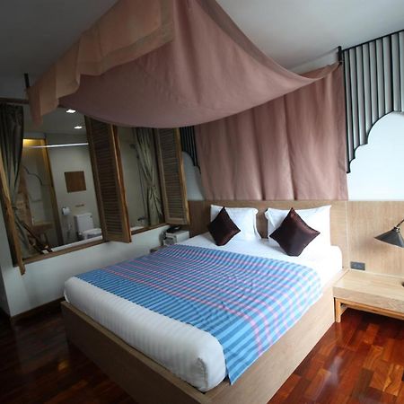 Nakorn De Sukhothai Hip Hotel Exterior photo